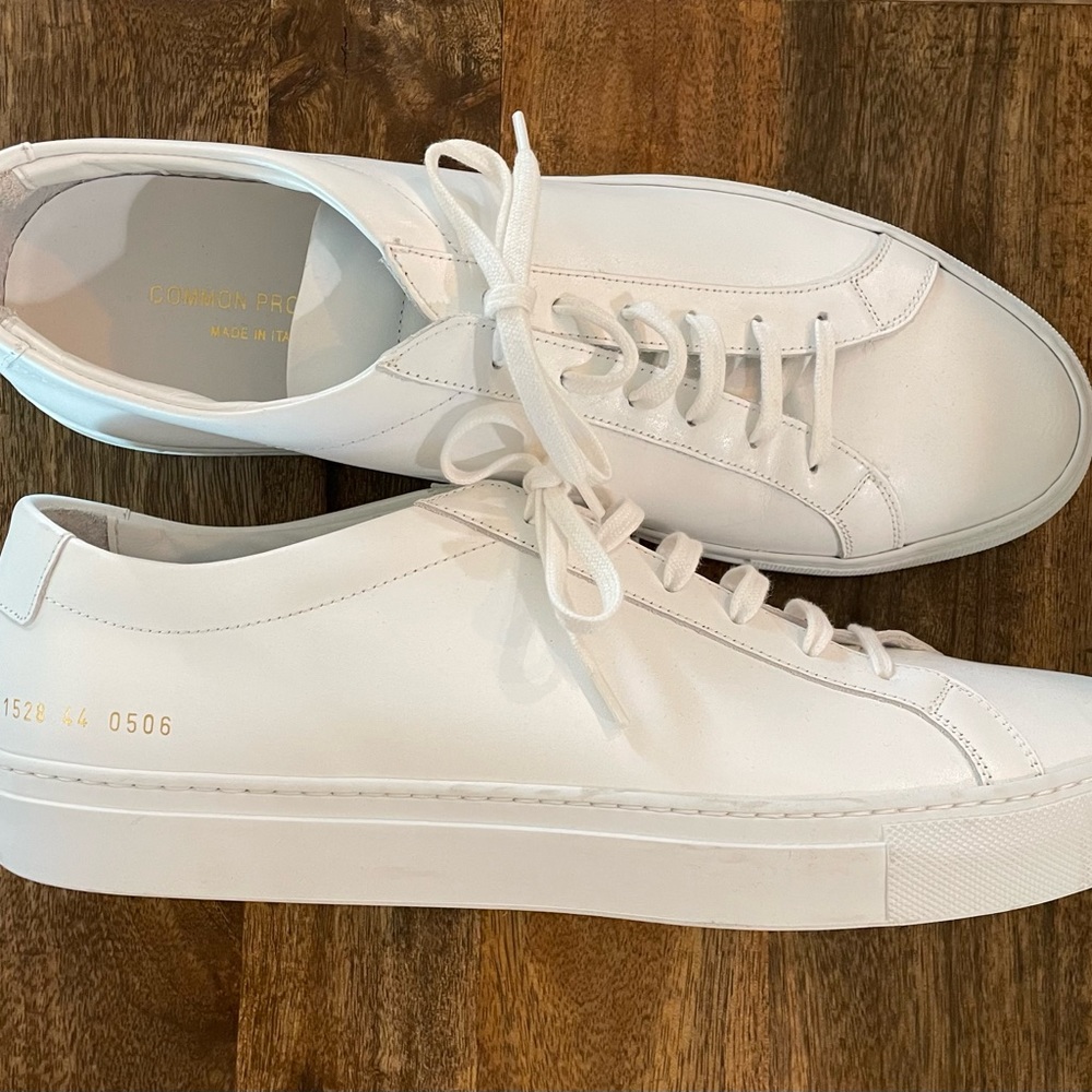 Common Projects EU size 44/ US 10.5 worn only in photo shoot!